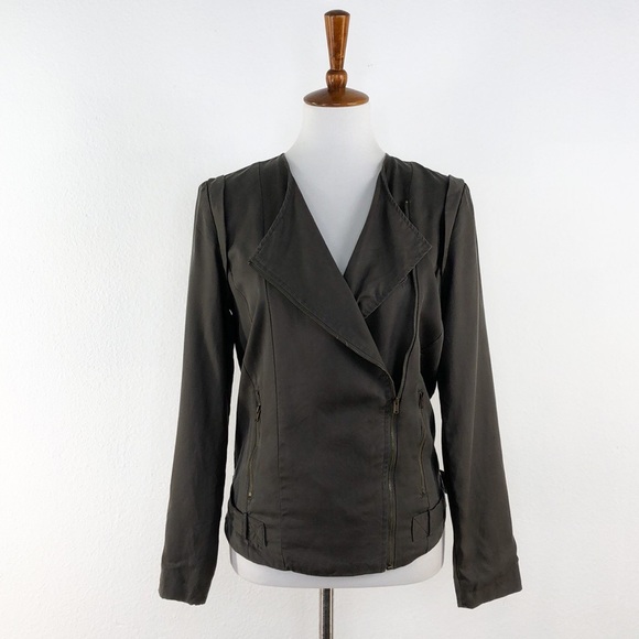 Astr Jackets & Blazers - Astr Olive Size Zip Ruffle Shoulder Bomber Jacket